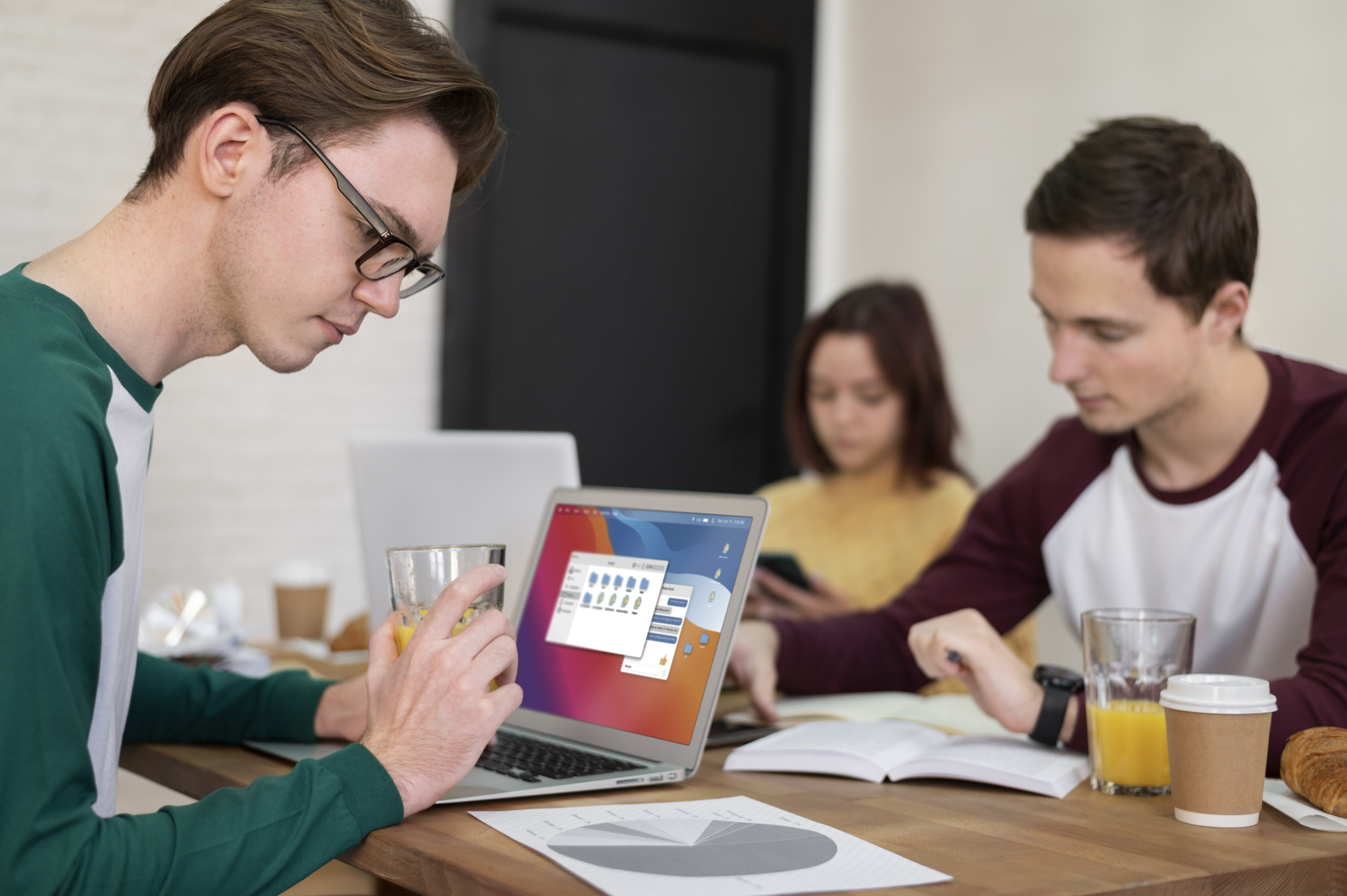 Top 5 Best HR Management Systems in 2025: A Comparison Guide