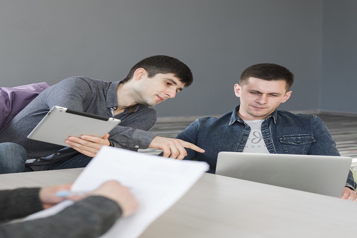 The Ultimate Guide to Setting Long-Term Career Goals with AI Insights